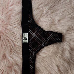 Brand New Victoria's Secret BLING LOGO LOW-WAISTED THONG-S